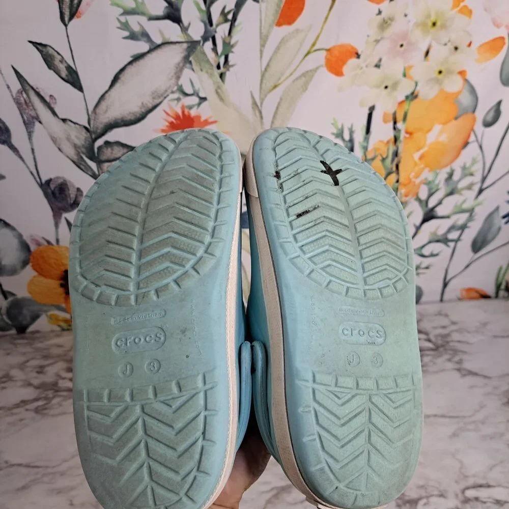 Crocs Kids‎ Crocband ll Clogs Blue Candy/ Pink Size Junior 3